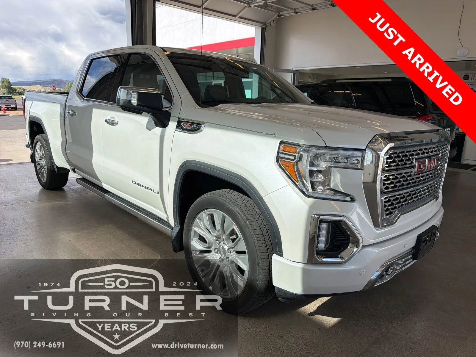 2022 GMC Sierra Denali 4WD Crew Cab Standard Box's photo