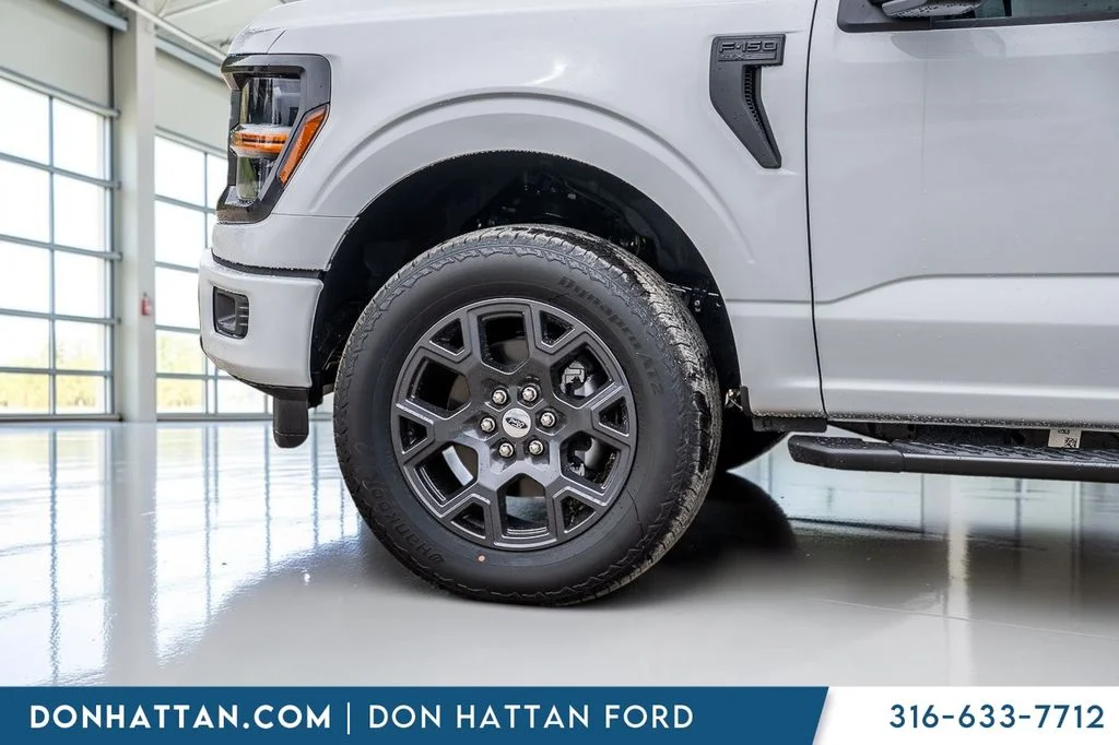 New 2026 Oxford White Ford STX® image 30