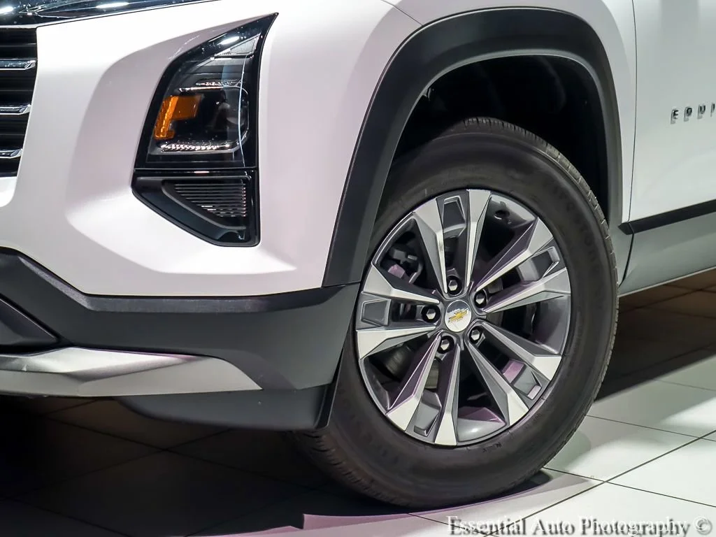 New 2026 Summit White Chevrolet LT image 5