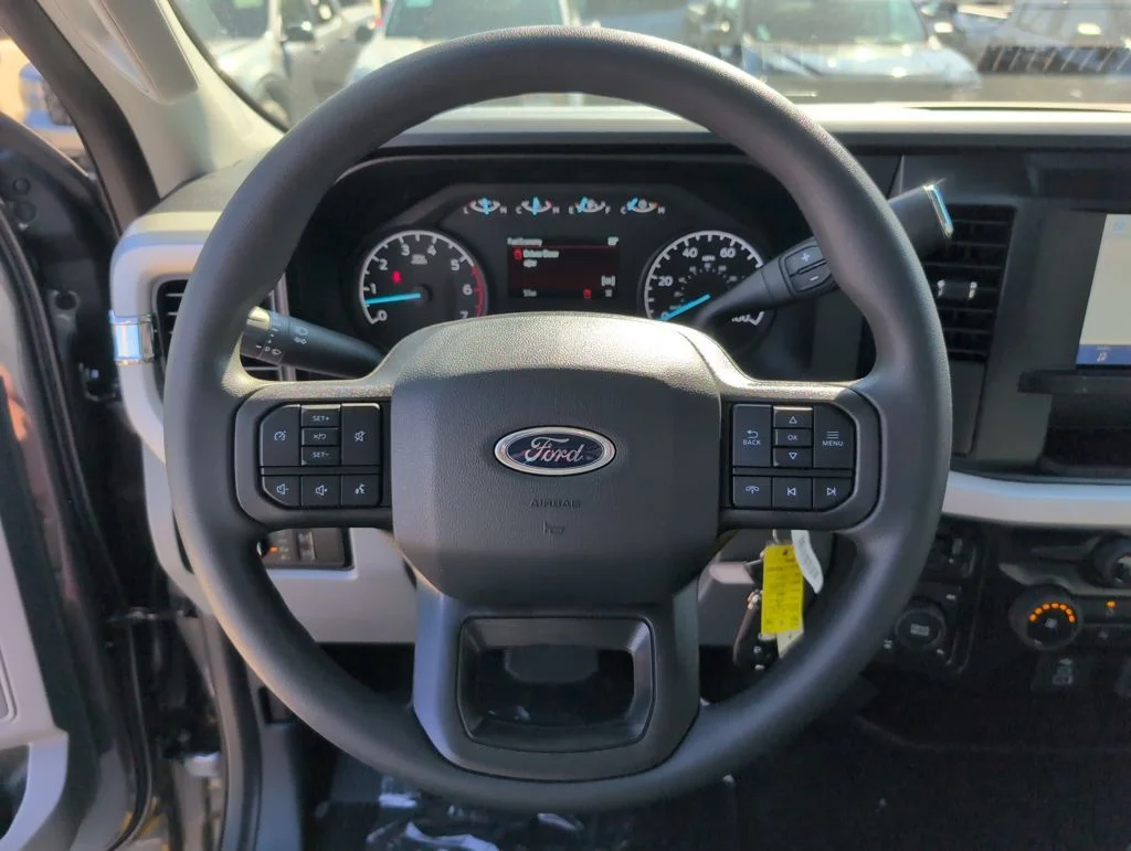 New 2026 Gray Ford XLT image 27