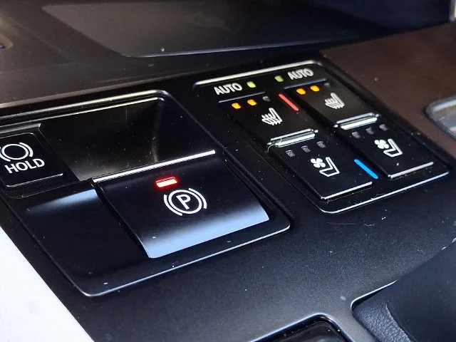 Used 2022 Gray Lexus 350 image 25