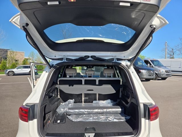 New 2026 Polar White Mercedes-Benz GLB250 image 30