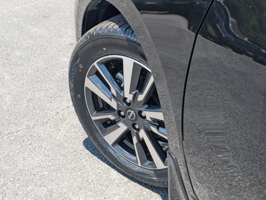 Used 2024 Super Black Nissan SV image 9