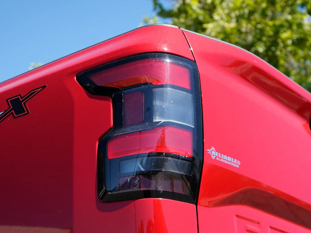 Used 2022 Red Alert Nissan PRO-X image 9