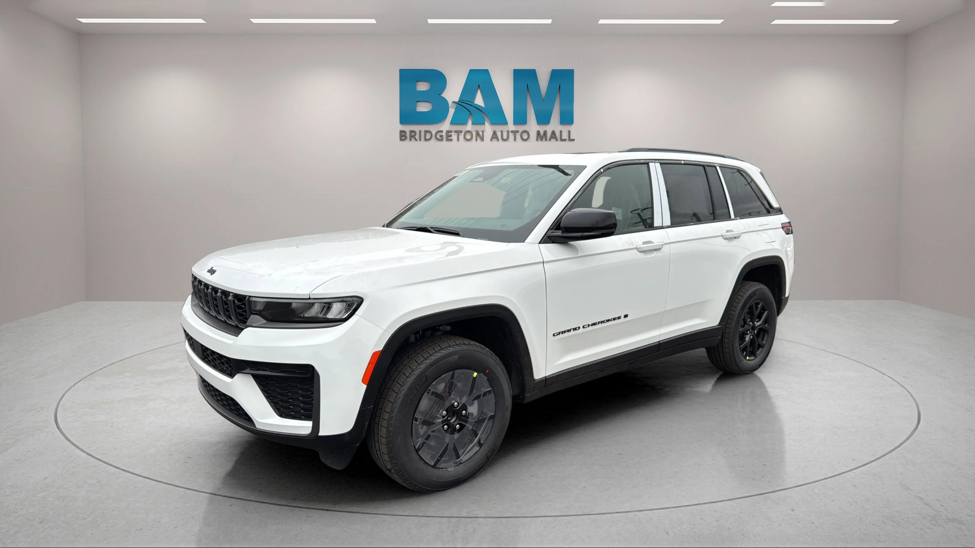 New 2026 Bright White Clear-Coat Exterior Paint Jeep Laredo Altitude image 3