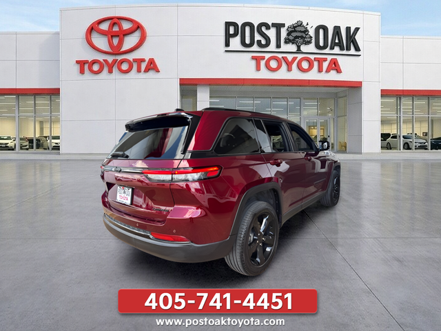Used 2025 Red Jeep Limited image 11