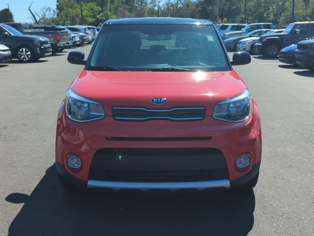 Used 2017 Red Kia Plus image 10