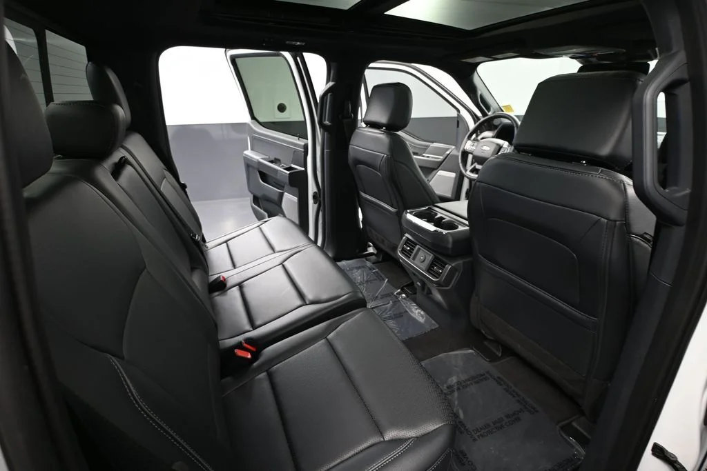 Used 2025 White Ford Lariat image 46