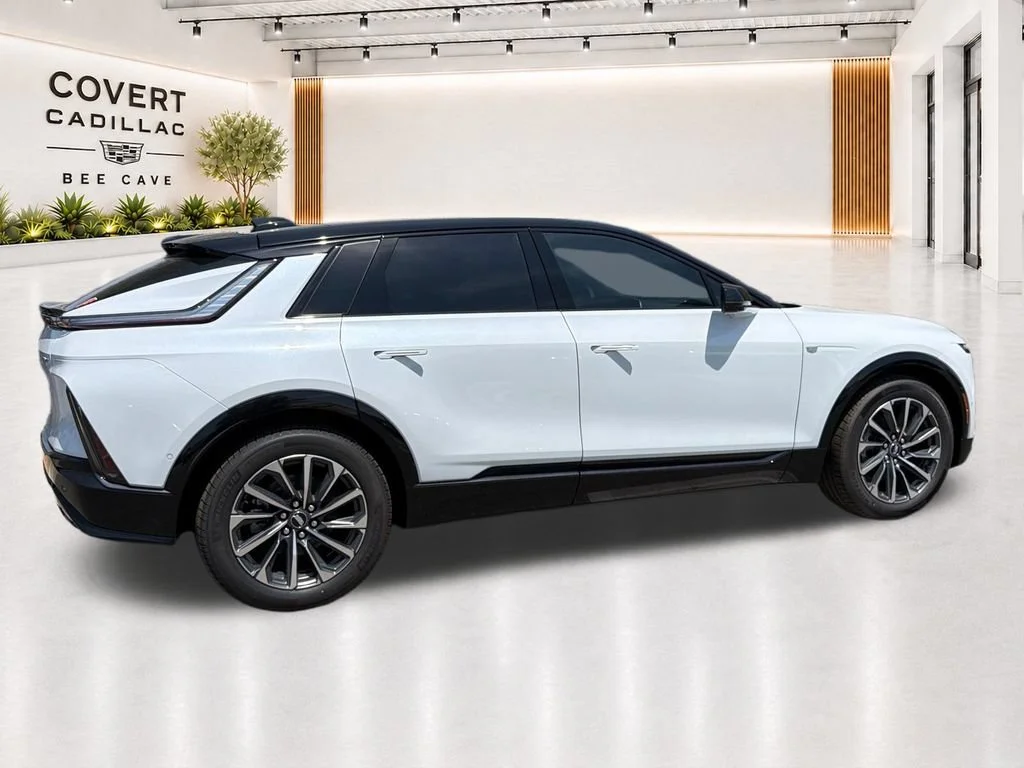 2026 Cadillac LYRIQ Sport - Photo 13