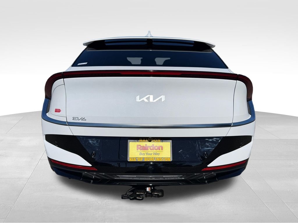 New 2026 Glacial White Pearl Kia WIND image 6