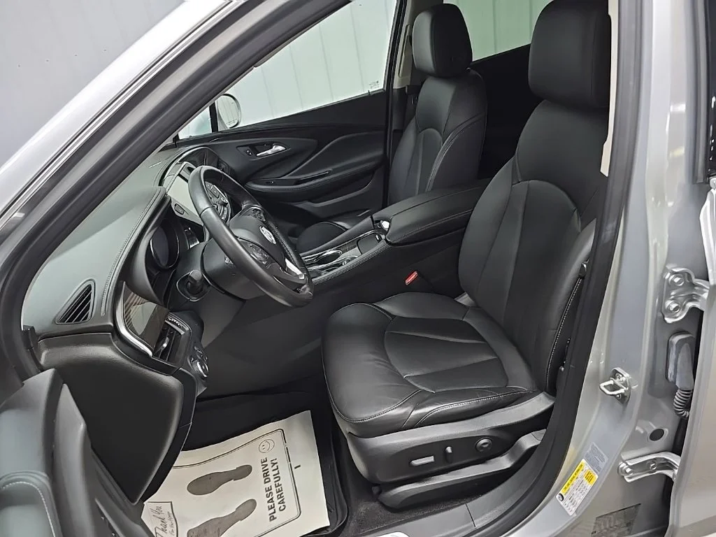 Used 2019 Silver Buick Essence image 32