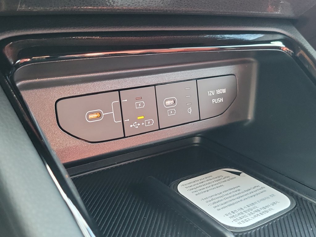 New 2026 Aurora Black Pearl Kia GT-Line FWD image 32