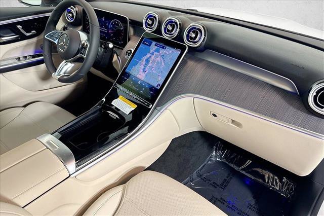 New 2026 Polar White Mercedes-Benz GLC 300 image 57