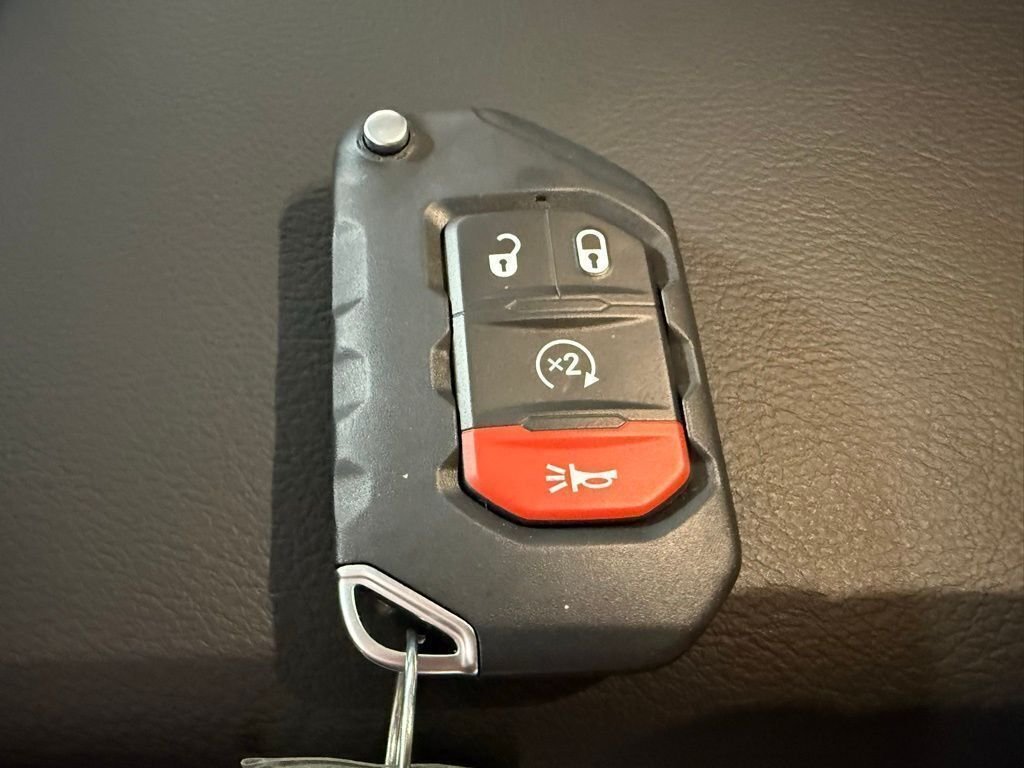 2026 Jeep Wrangler 4-Door Willys - Photo 23