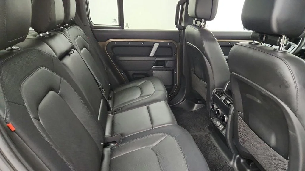 Used 2024 Gondwana Stone Metallic Land Rover 110 P400 X-Dynamic SE w/ 22