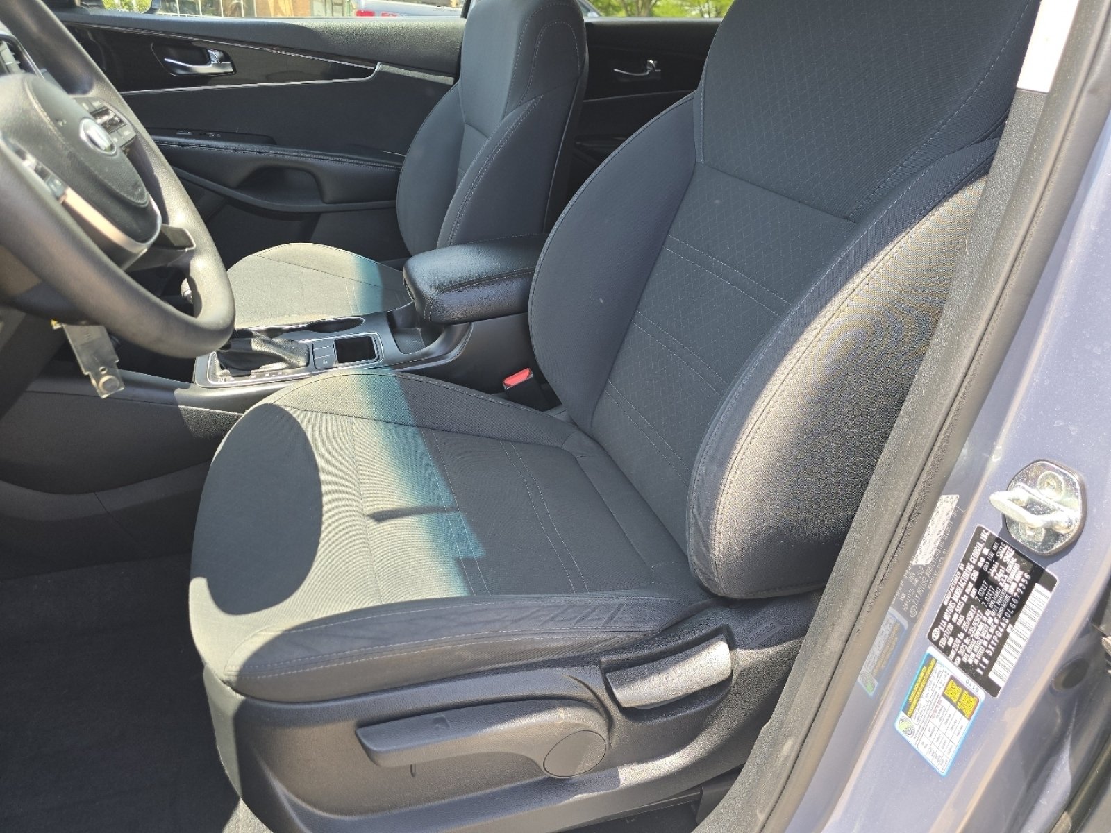 Used 2020 Silver Kia L image 20