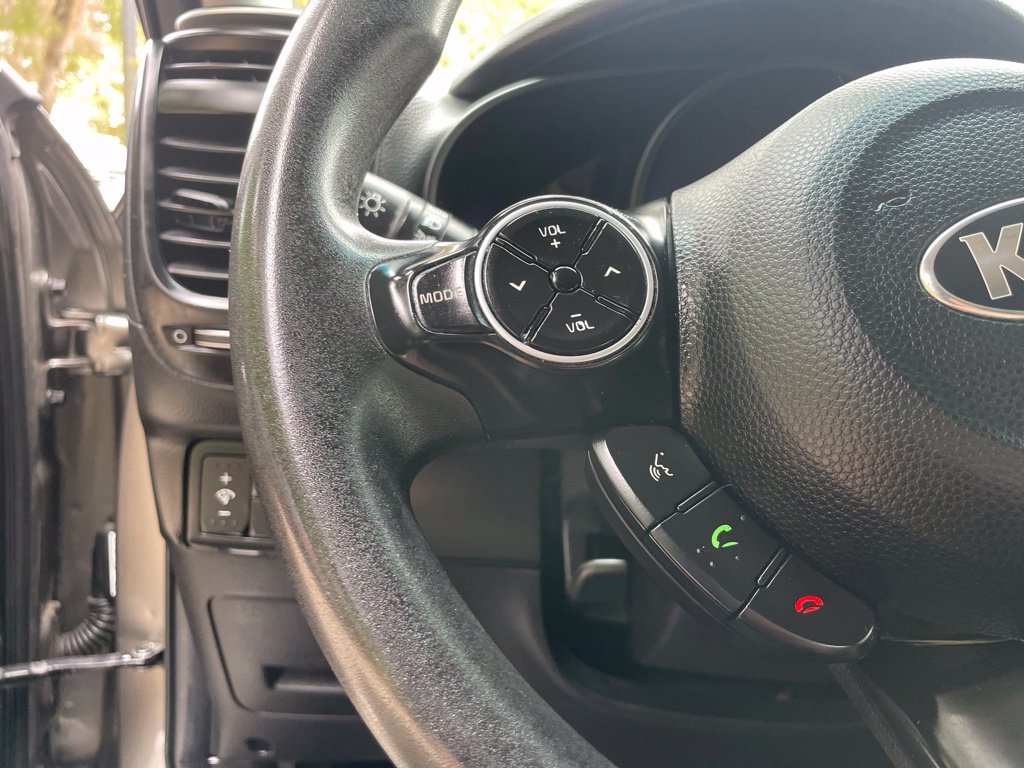 Used 2019 Titanium Gray Kia Plus image 12