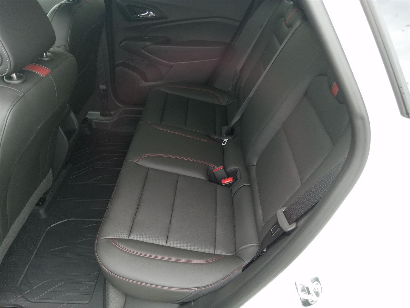 2026 Chevrolet Trax RS - Photo 11