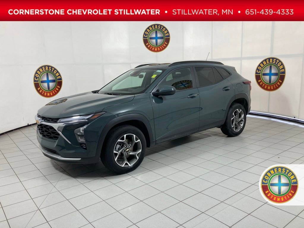 2025 Chevrolet Trax LT's photo