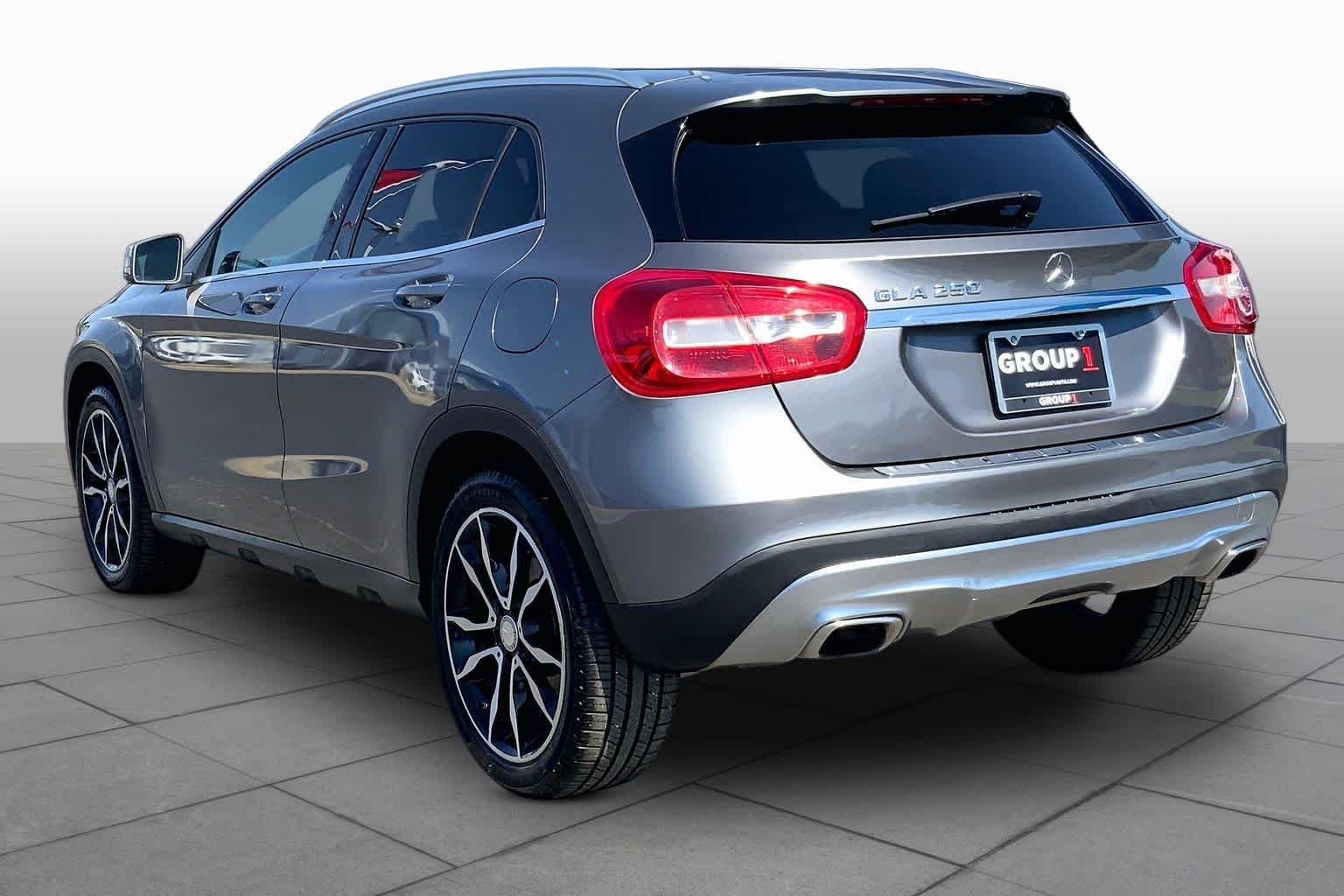 Used 2016 Mountain Gray Metallic Mercedes-Benz GLA 250 image 12