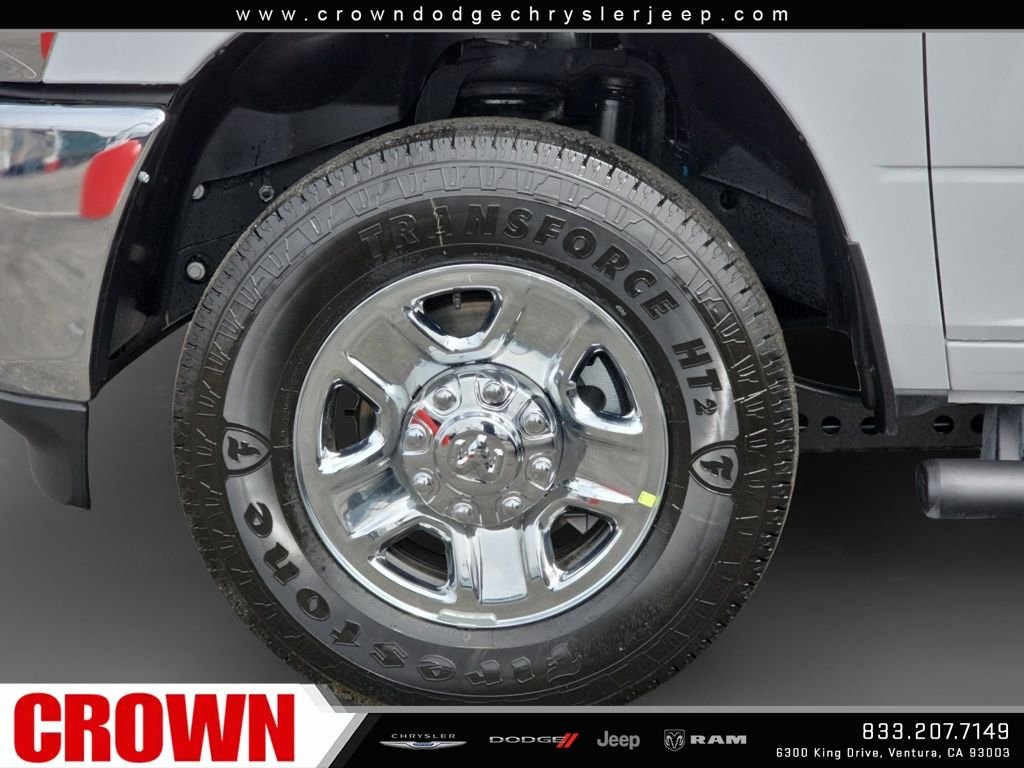 2025 RAM 3500 Tradesman - Photo 9