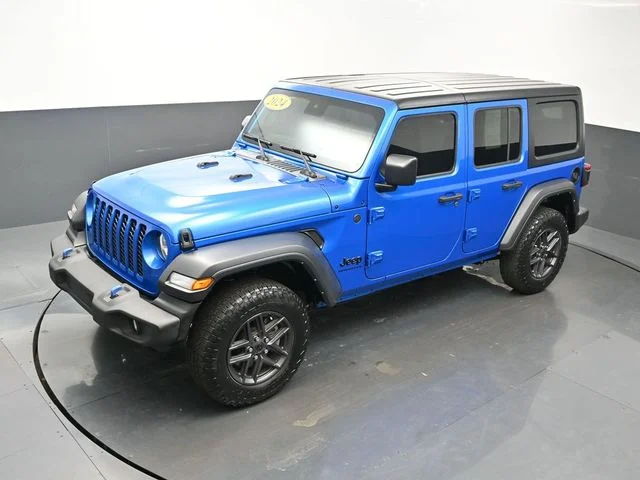Used 2024 Blue Jeep Sport S image 45