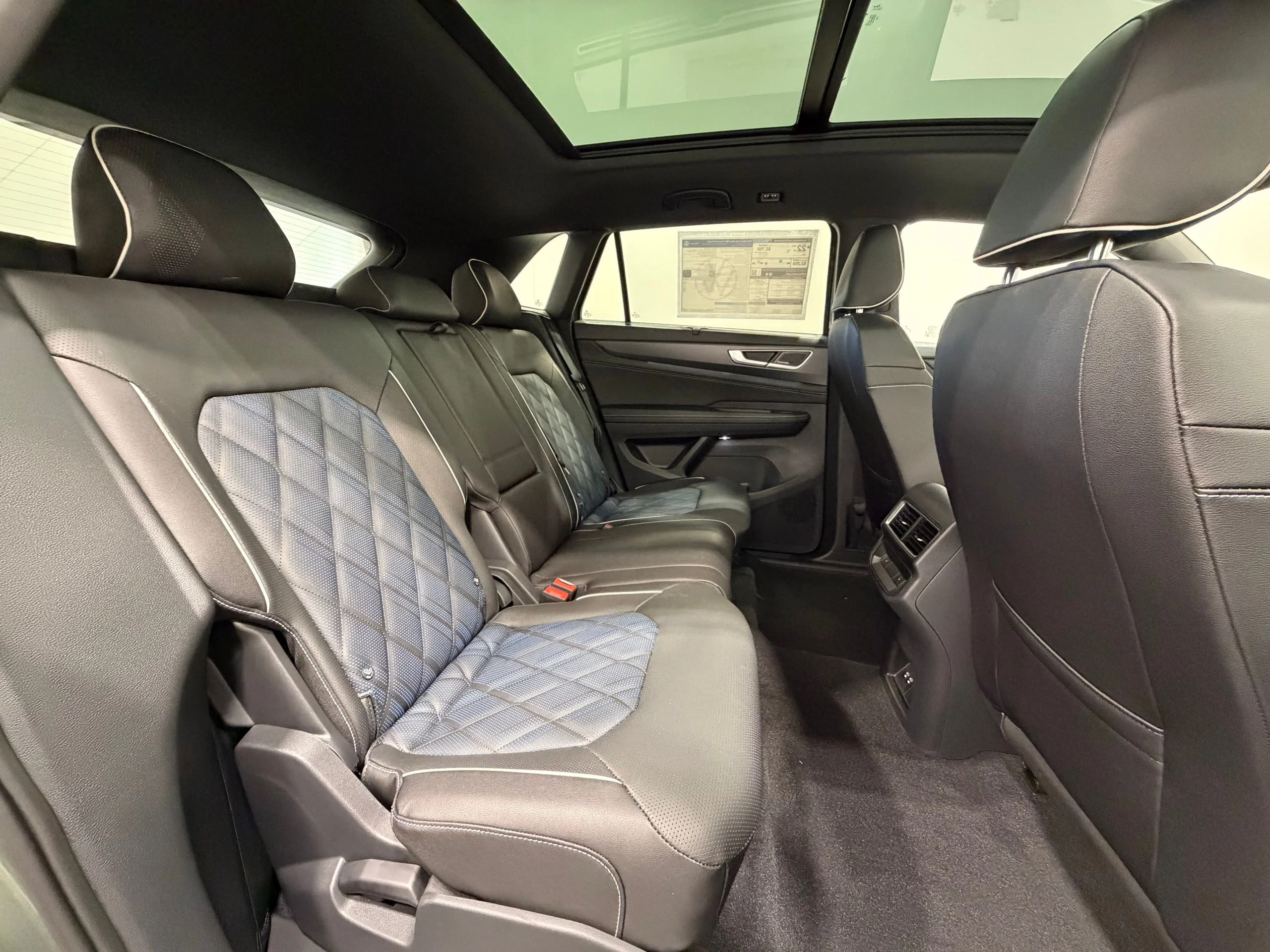 New 2026  Volkswagen 2.0T SEL Premium R-Line image 28