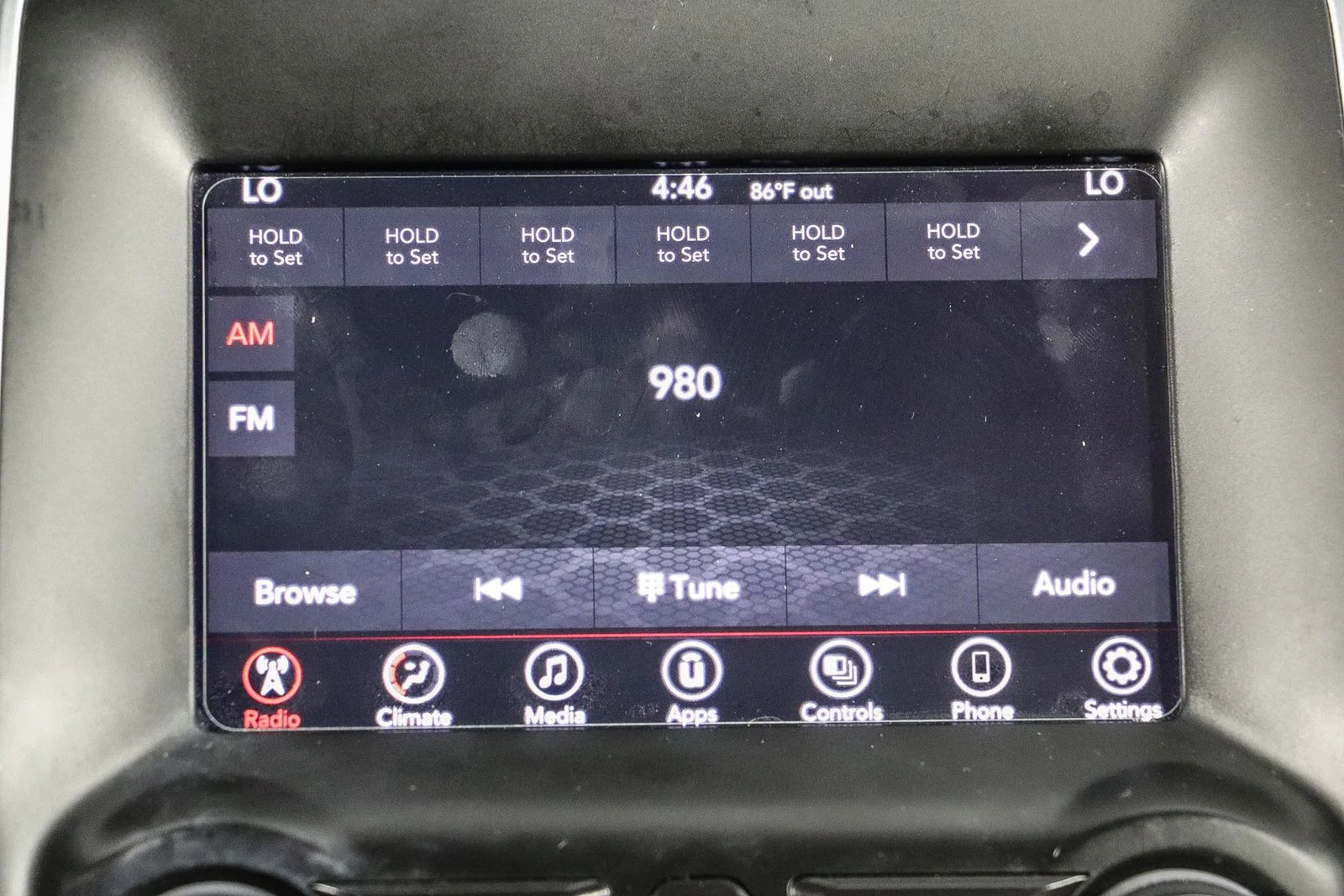 Used 2019 White Dodge SXT image 15