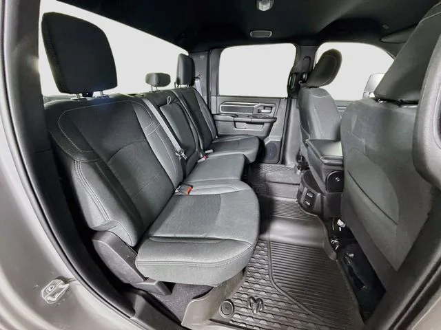 Used 2025 White Ram Big Horn image 25