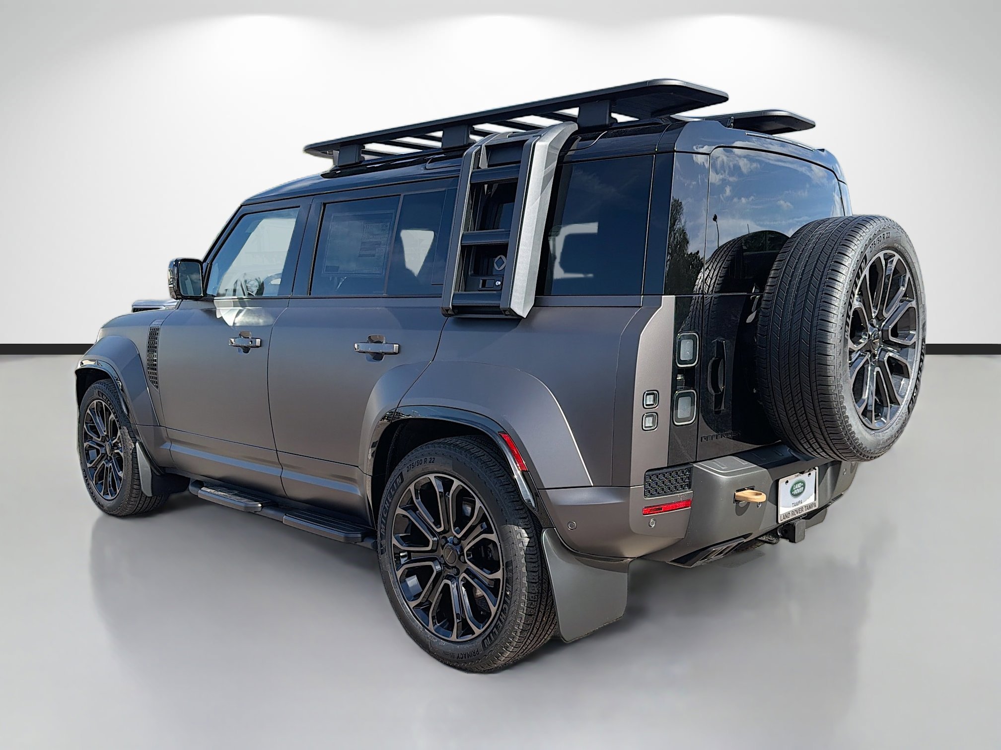 New 2026 Charente Grey Land Rover OCTA image 3