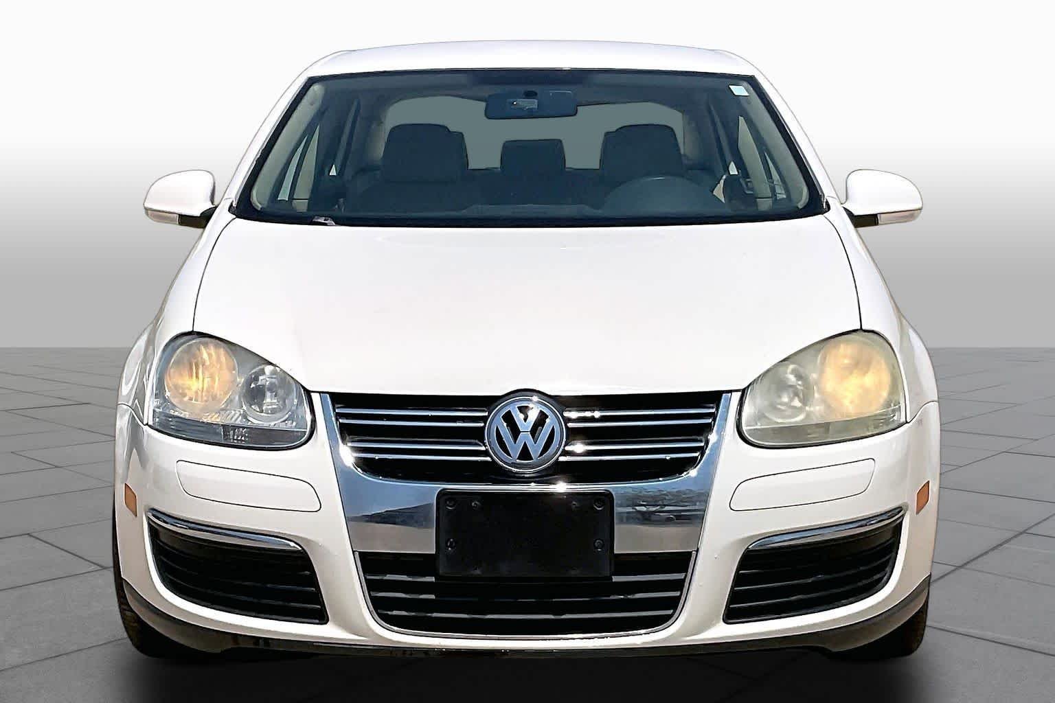 Used 2008 WHITE Volkswagen S image 3