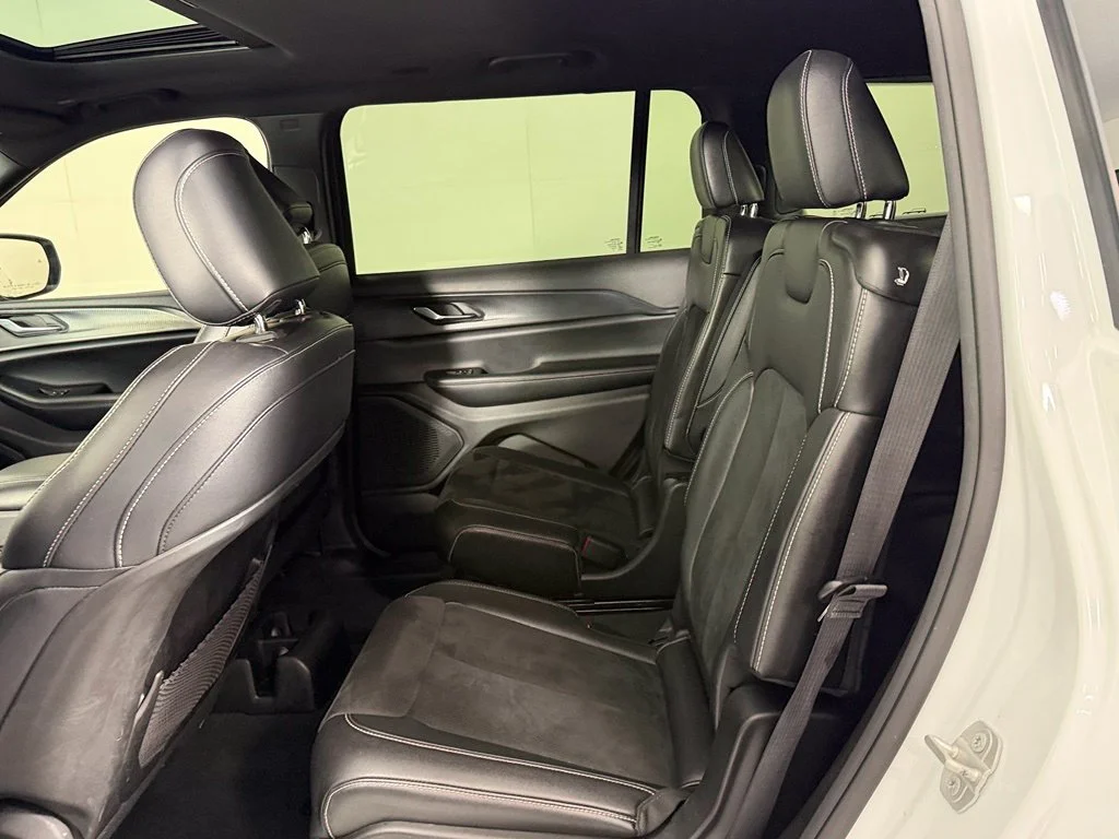 Used 2024 White Jeep Altitude X image 16