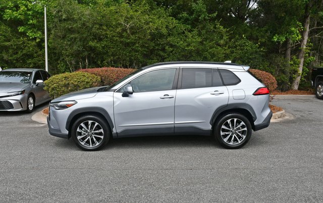 2022 Toyota Corolla Cross XLE
