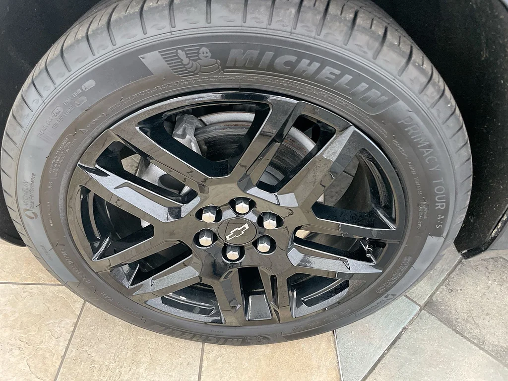 Used 2023 Black Chevrolet Premier image 33