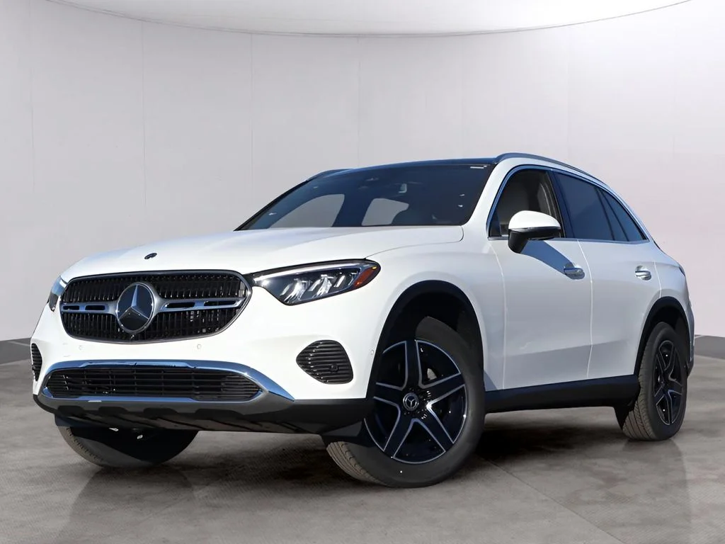 Used 2026 Polar White Mercedes-Benz GLC 300 image 1