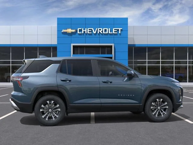2027 Chevrolet Equinox LT - Photo 5
