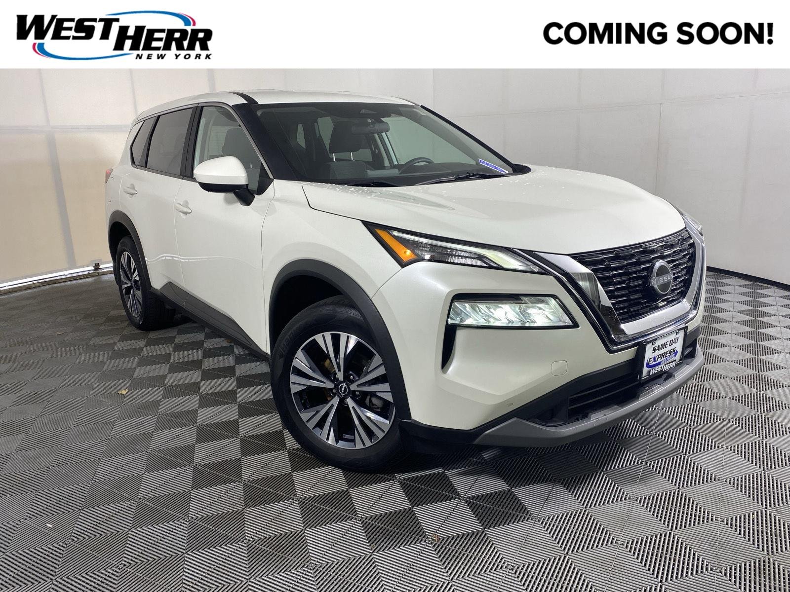 Used 2023 Pearl White Tricoat Nissan SV image 1