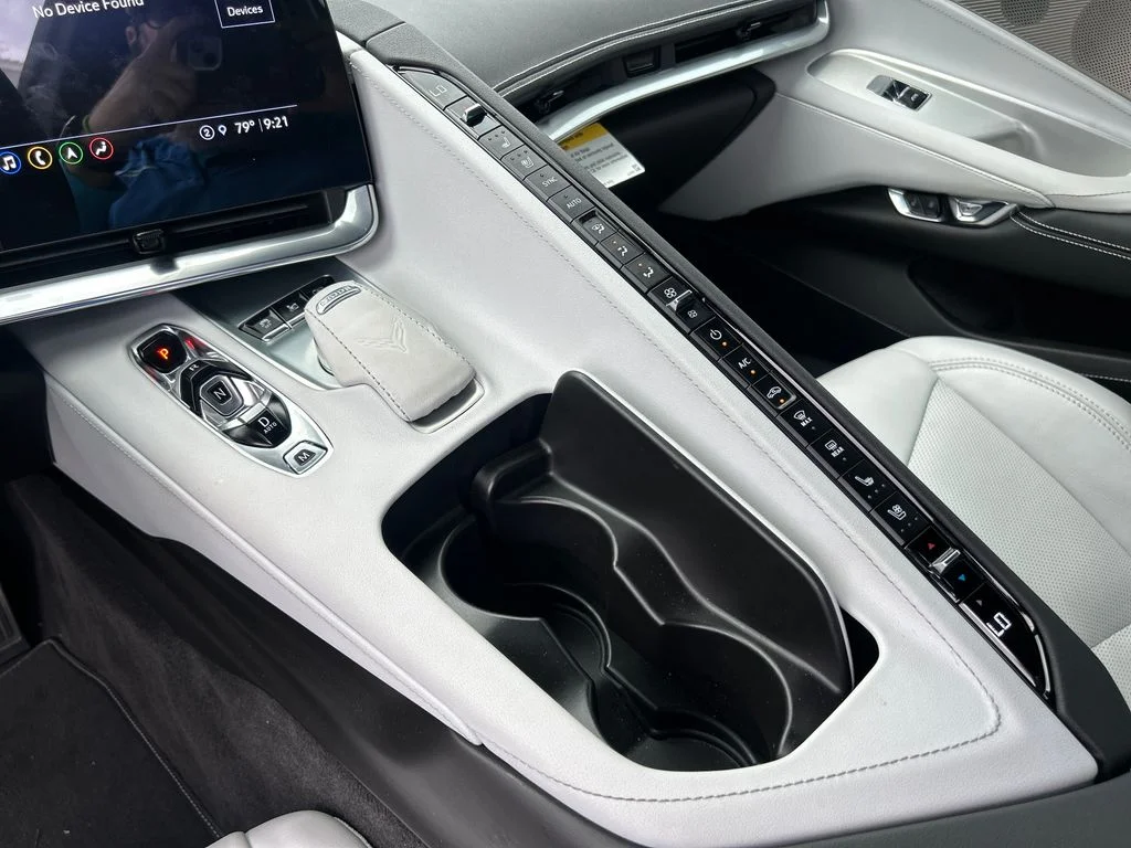 Used 2023 White Chevrolet Stingray image 16