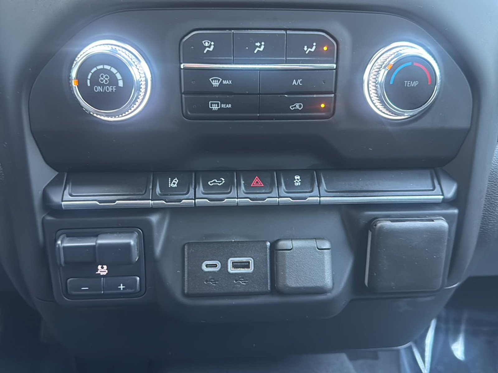 2024 GMC Sierra 2500HD Pro - Photo 41