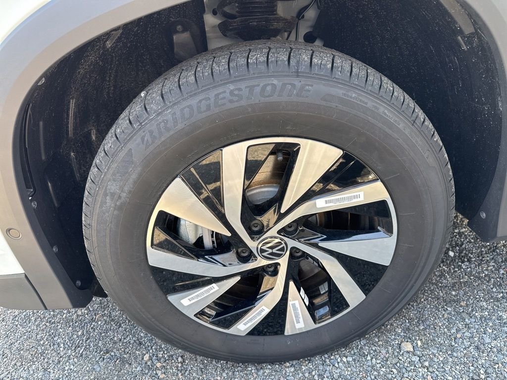 New 2025 White Volkswagen 2.0T S image 11