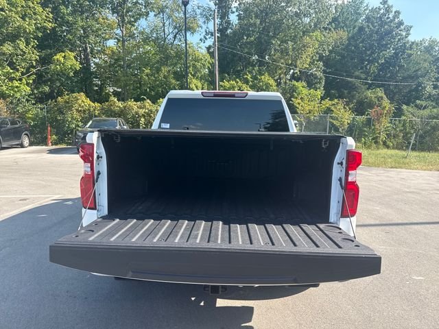 Used 2025 White Chevrolet RST image 9