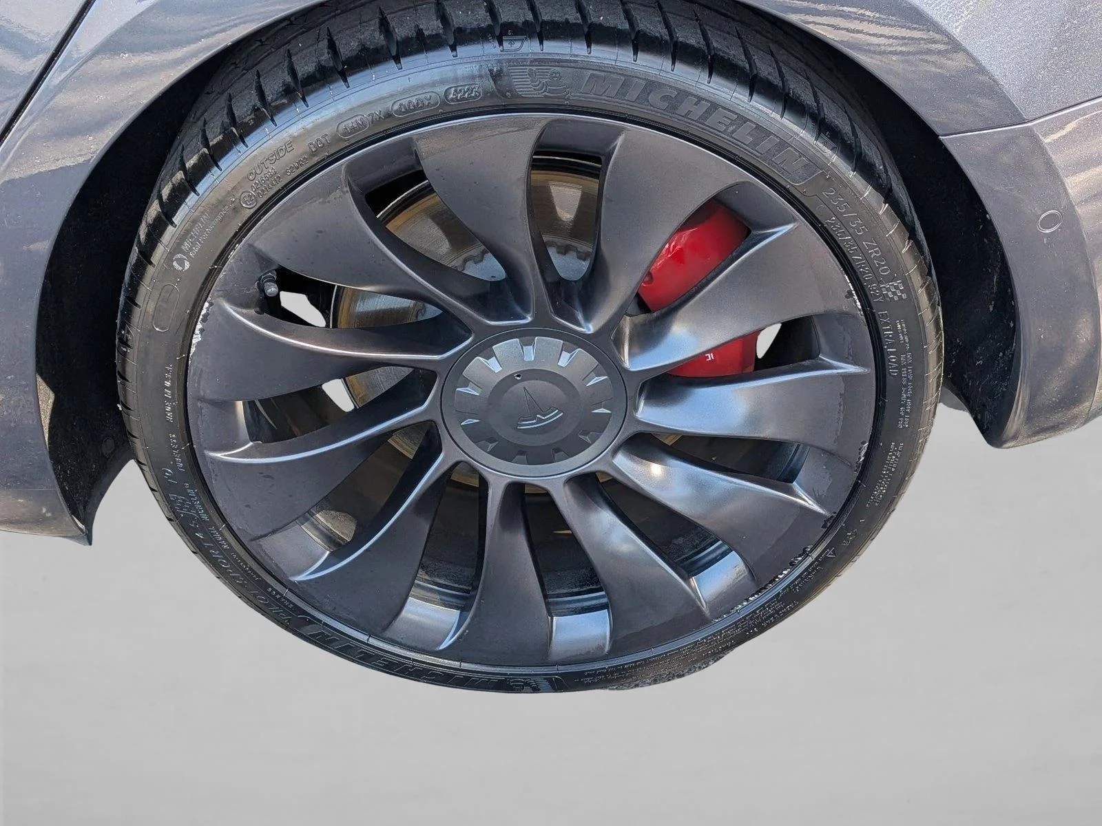 Used 2022 Silver/Gray Tesla Performance image 22
