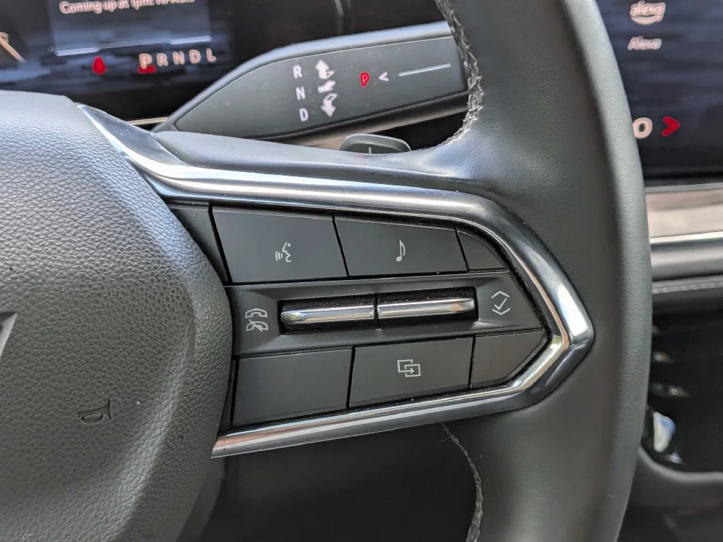 Used 2025 Gray Chevrolet LS image 26