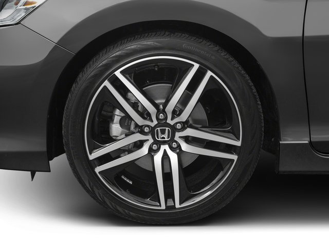 Used 2016  Honda Sport image 10