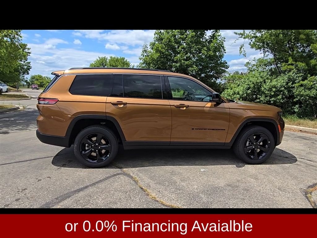 New 2026 Copper Shino Metallic Clearcoat Jeep Limited image 8