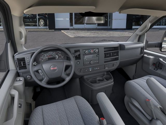 New 2025 Summit White GMC 1WT image 23