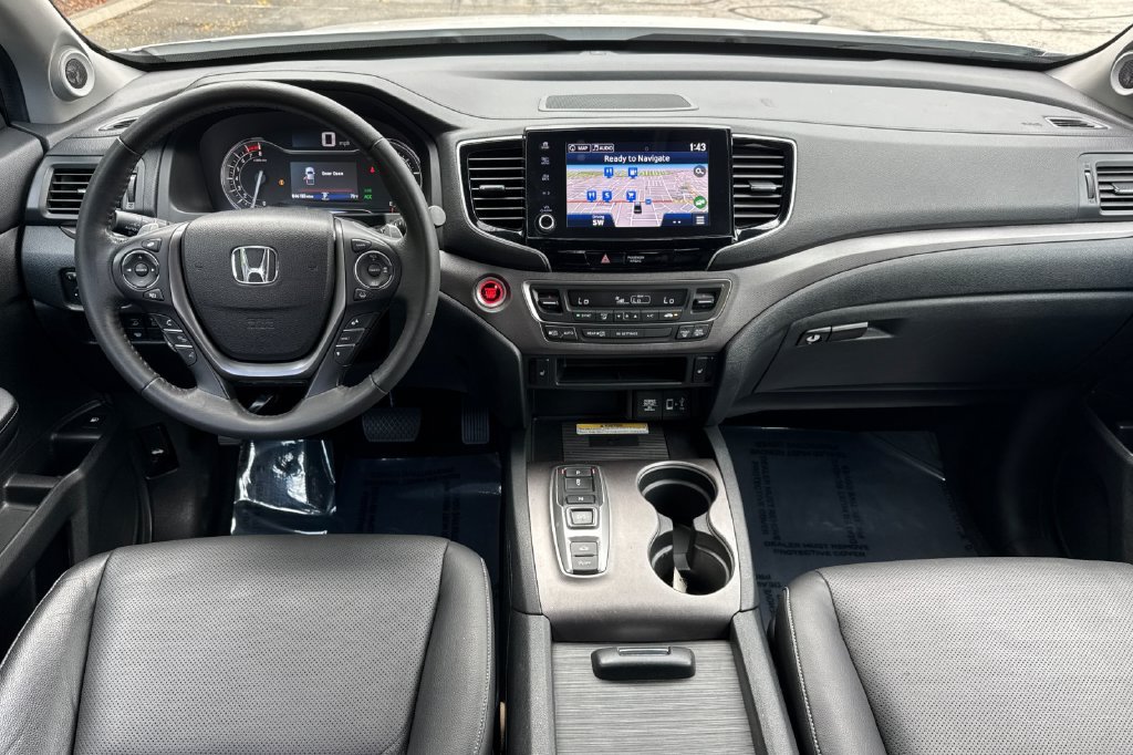 Certified Used 2023 Platinum White Pearl Honda RTL-E image 16