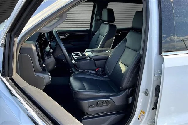 Used 2024 Summit White GMC SLT image 21