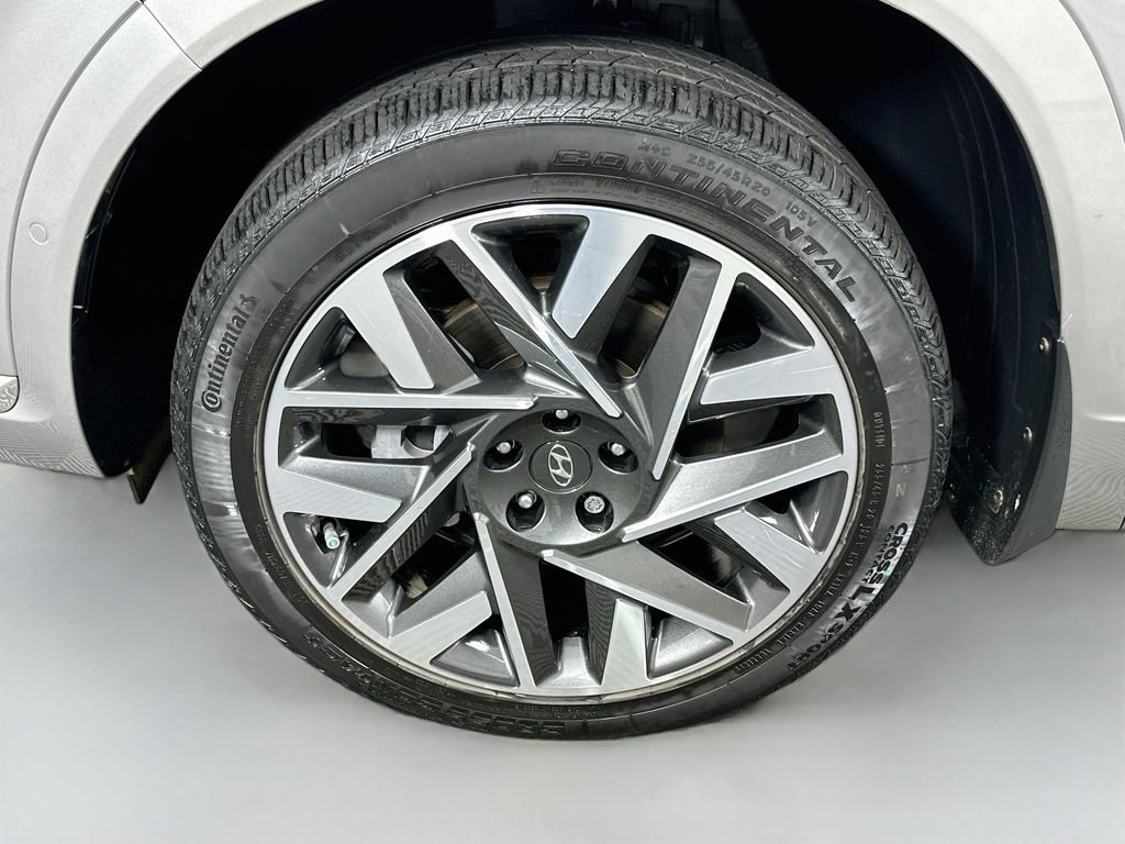 Used 2023 Silver Hyundai Calligraphy image 32