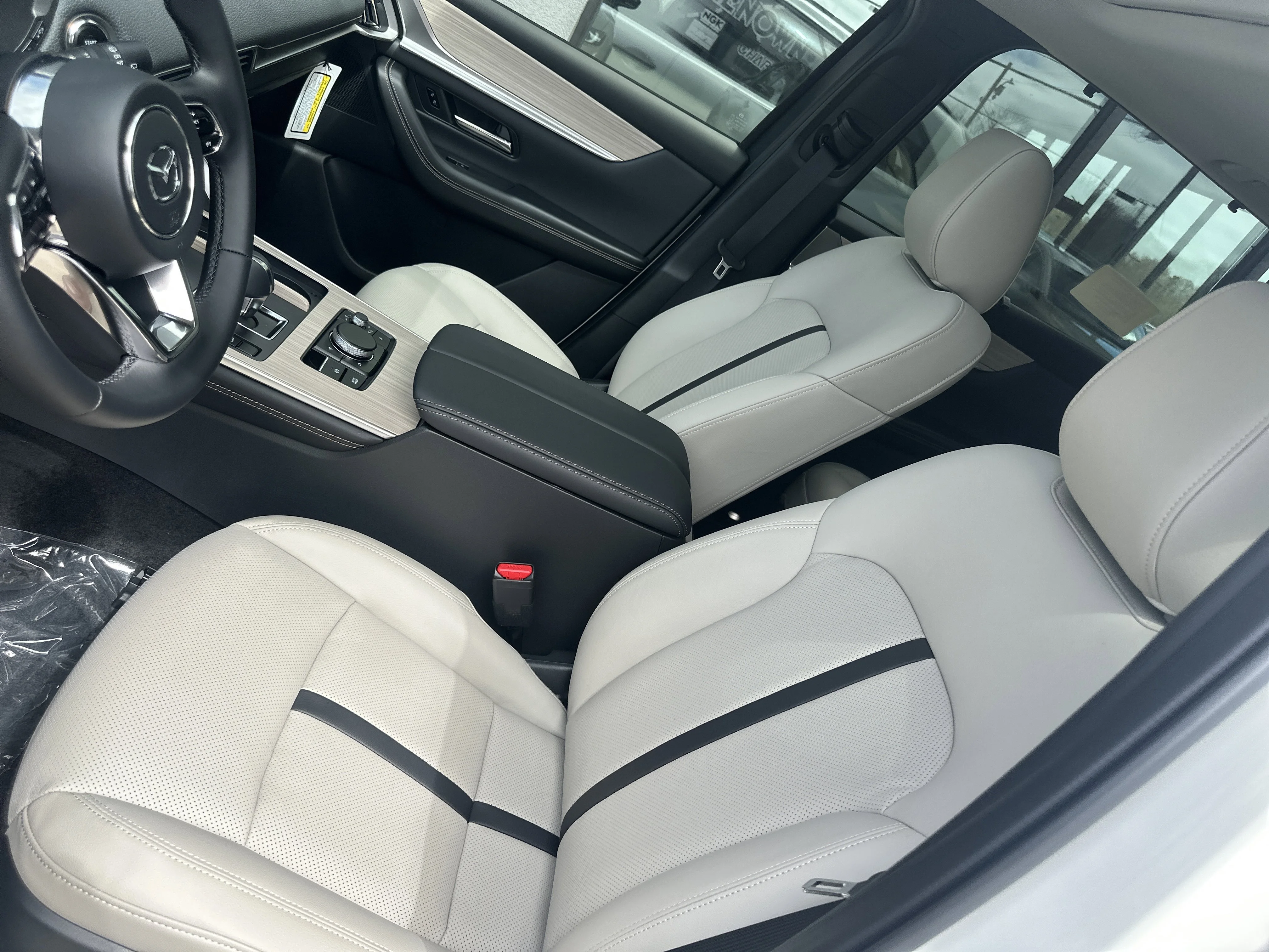 New 2026 Rhodium White Premium Mazda 3.3 Turbo Premium AWD image 5